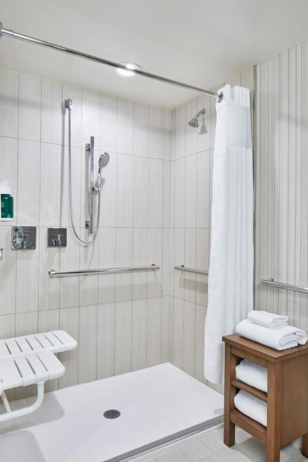 Courtyard by Marriott Baltimore Downtown/McHenry Row image 17