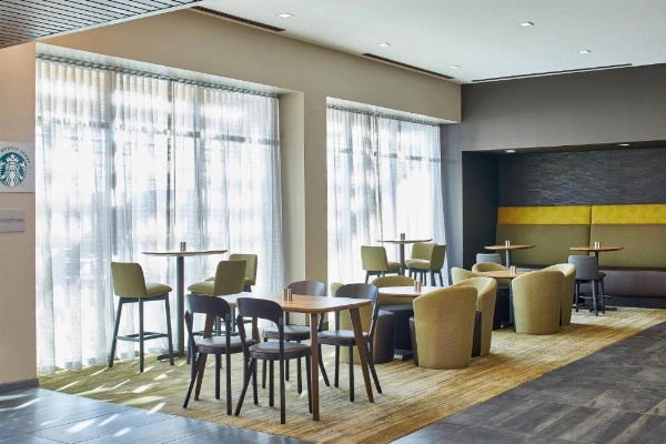 Courtyard by Marriott Baltimore Downtown/McHenry Row image 23